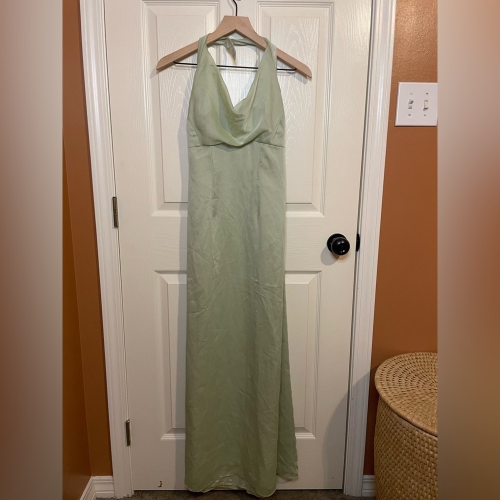 Watters & Watters Sage Green Halter Floor Length Gown Coquette Girl Size 2